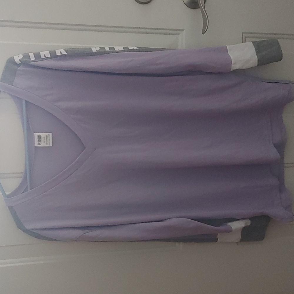 NWOT VS PINK top